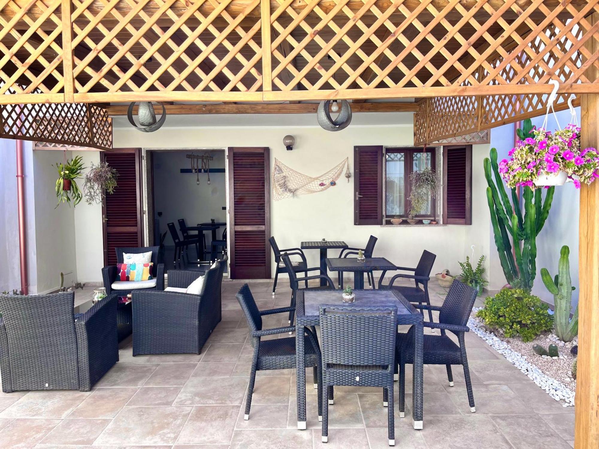 B&B I Colori Dell'Isola Porto Torres Exterior photo